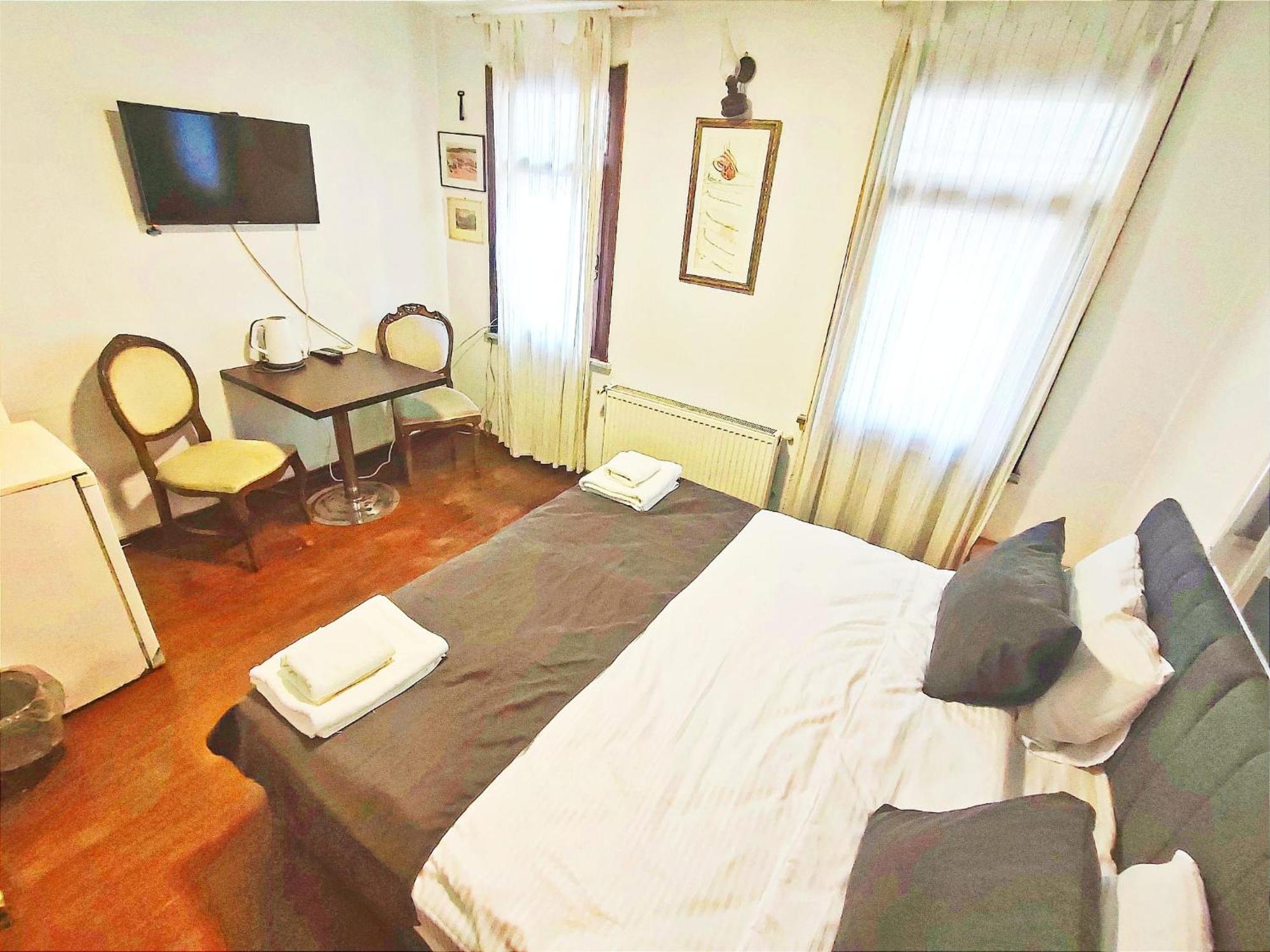 Taksim Ottoman Style Hotel อิสตันบูล ภายนอก รูปภาพ